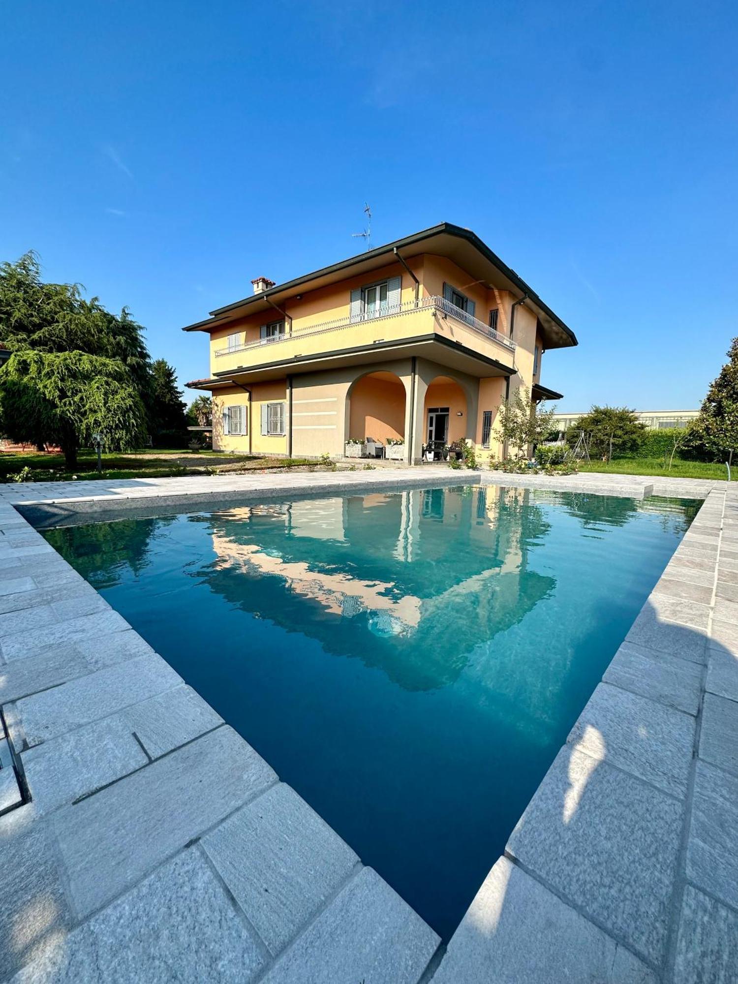 Villa 3 Cassano dʼAdda Exterior foto